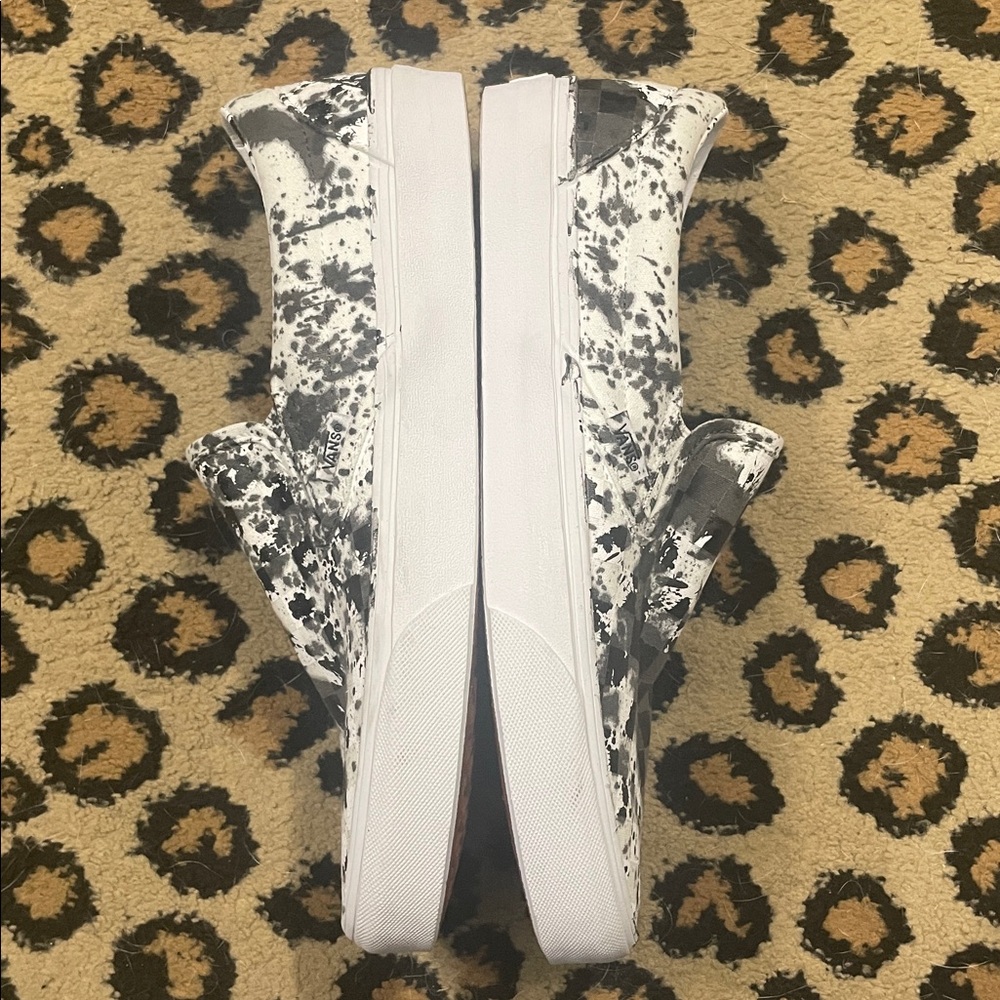 Brand new vans slip ons - Picture 4 of 6